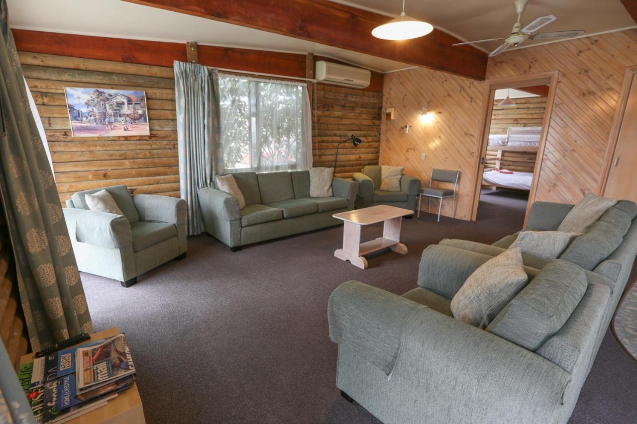 Lazy Acre Log Aparthotel 4*
